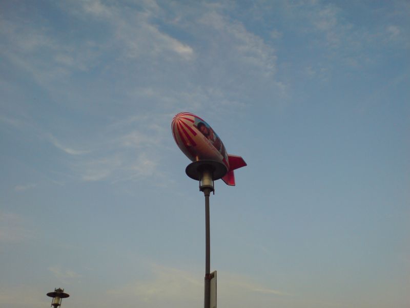 Zeppelin auf Lampe